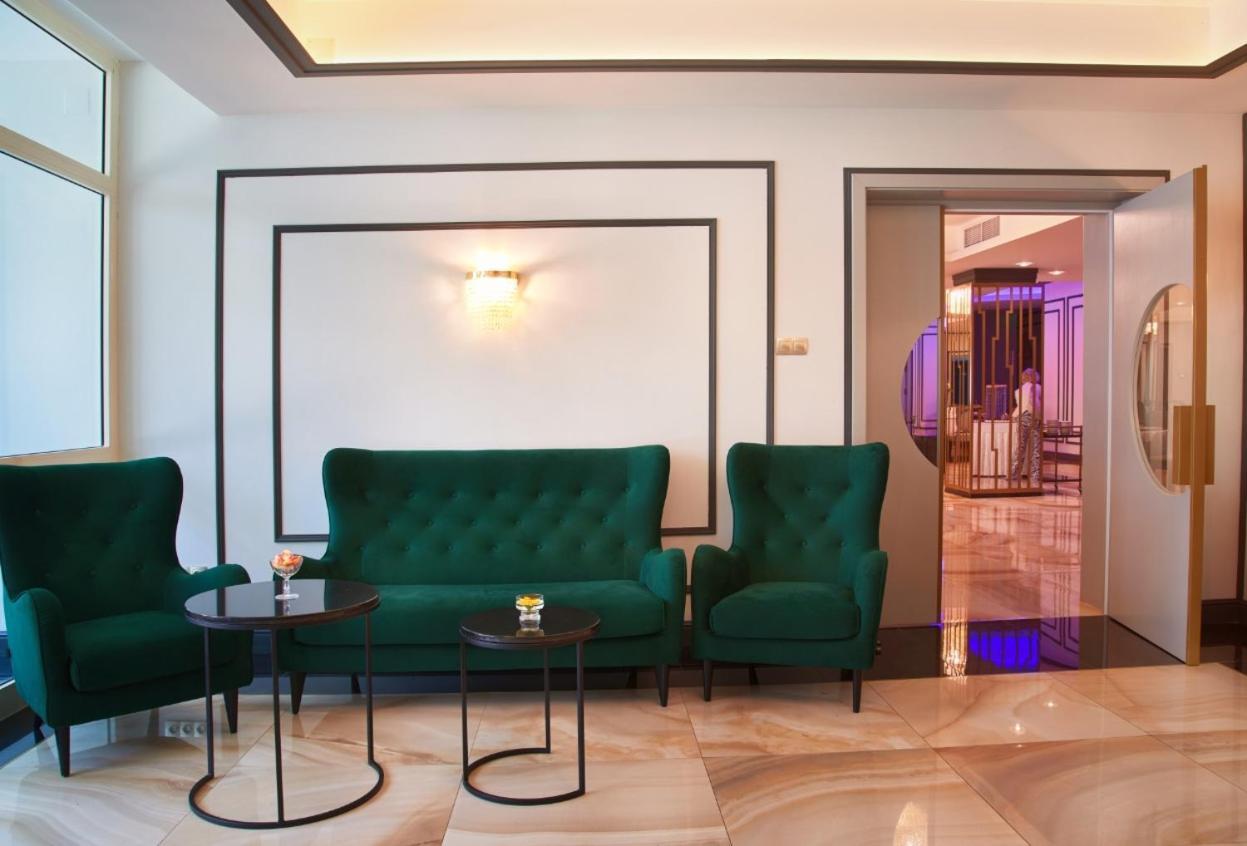 Hotel Univers Cluj-Napoca Exterior photo