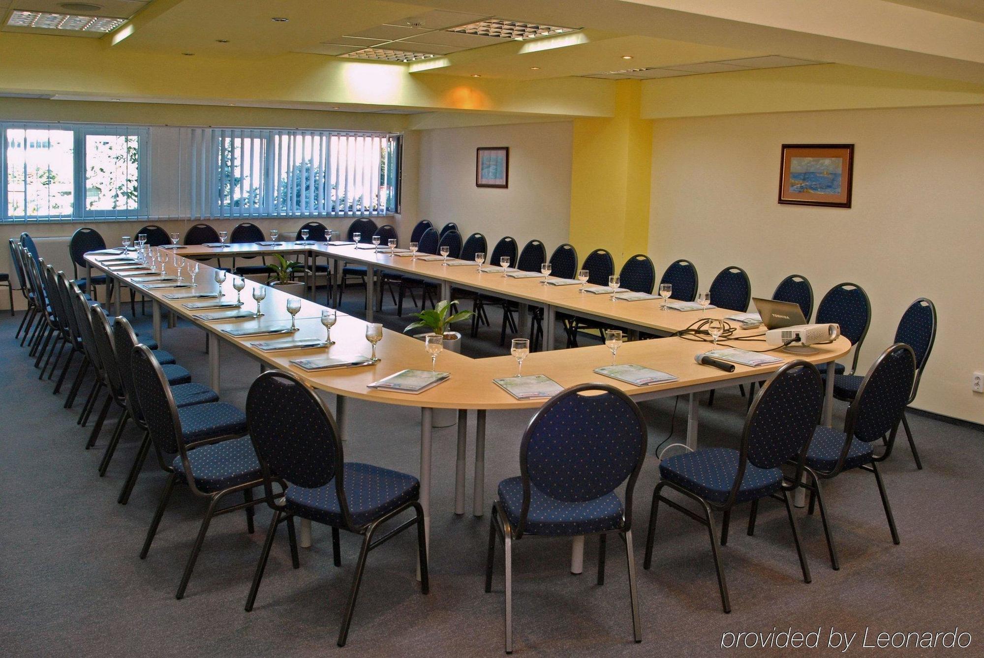 Hotel Univers Cluj-Napoca Facilities photo